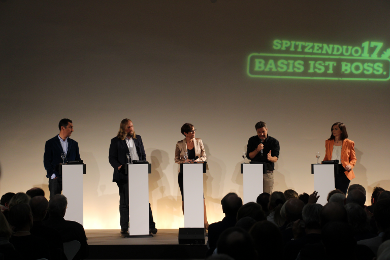 Heiße Diskussionen beim bundesweit ersten Urwahlforum